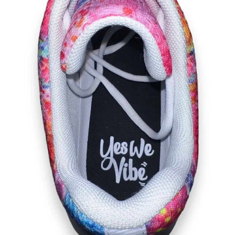 Yes‎ We Vibe Peace and Butterflies Pink Women's 9.5